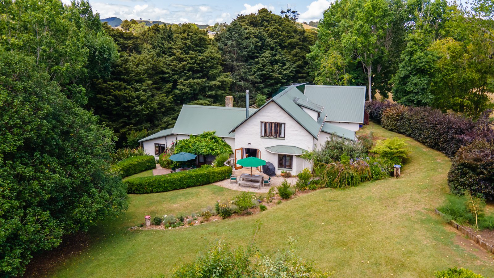 196 Tomarata Valley Road, Wellsford — photo 1 of 47